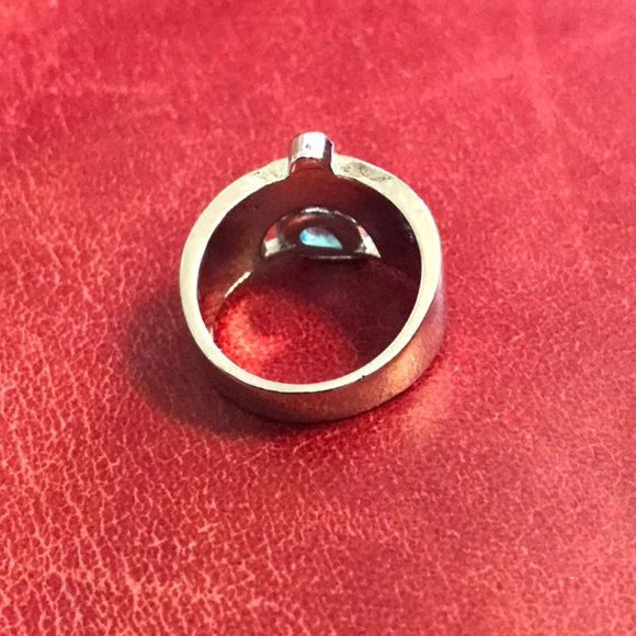 New Two-Tone Topaz Sterling Ring Size 6 - Picture 3 of 3